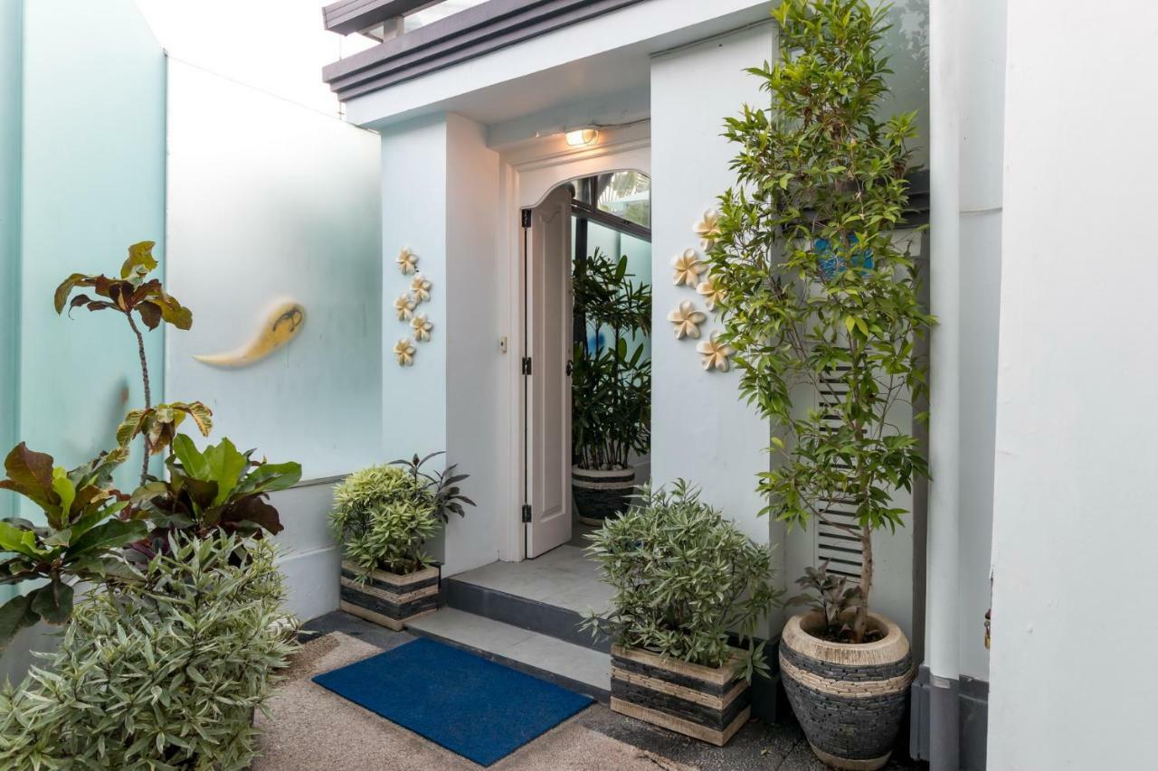 Pura Villa Sanur Exteriör bild